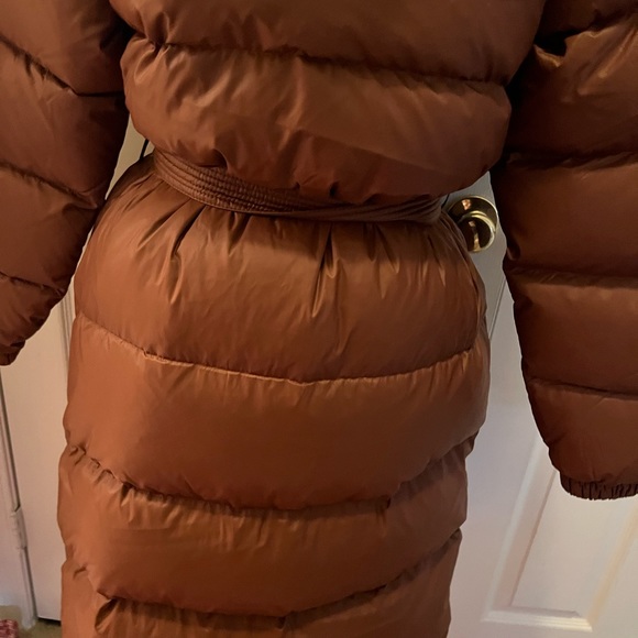 North Face Puffer. Brand New. Never Worn. - Picture 10 of 14